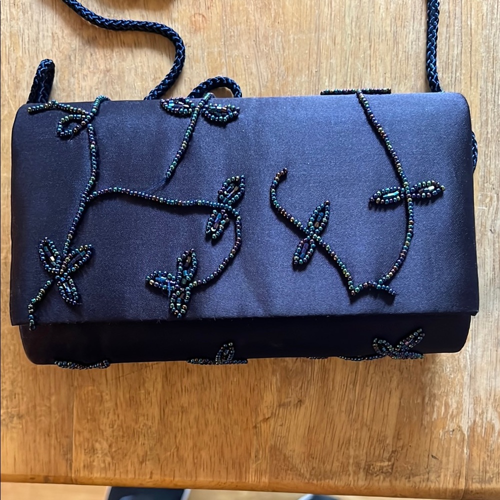 Elegant Navy Blue Beaded Clutch - Picture 4 of 4